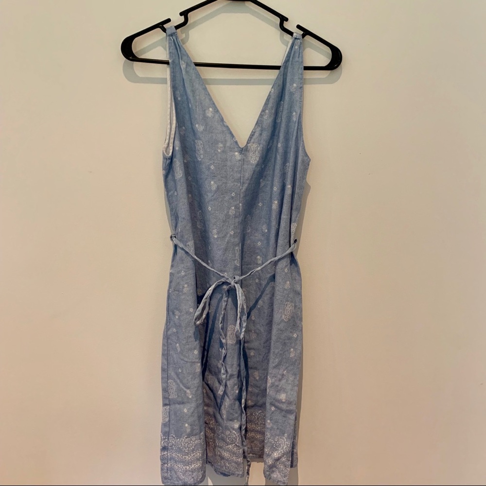 Zara Basic Linen light blue with white print